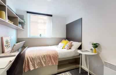 Platinum Ensuite Mid Lower - Image 1