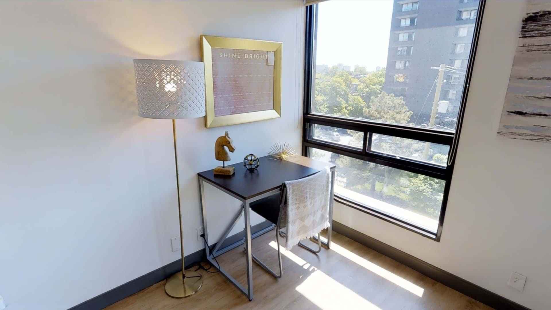 Single Deluxe - Image 2