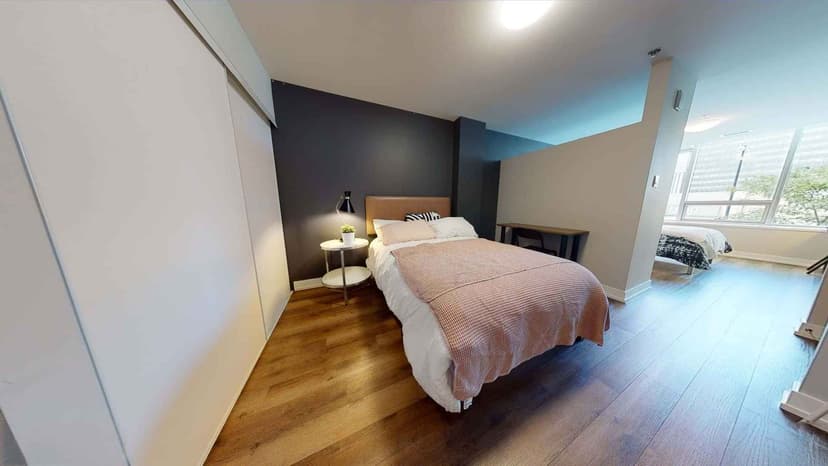 2 Bed Exterior Bedroom Large - Image 1