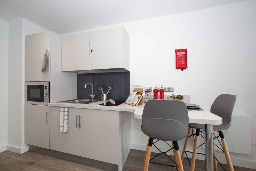 Gold Plus Studio - Image 1