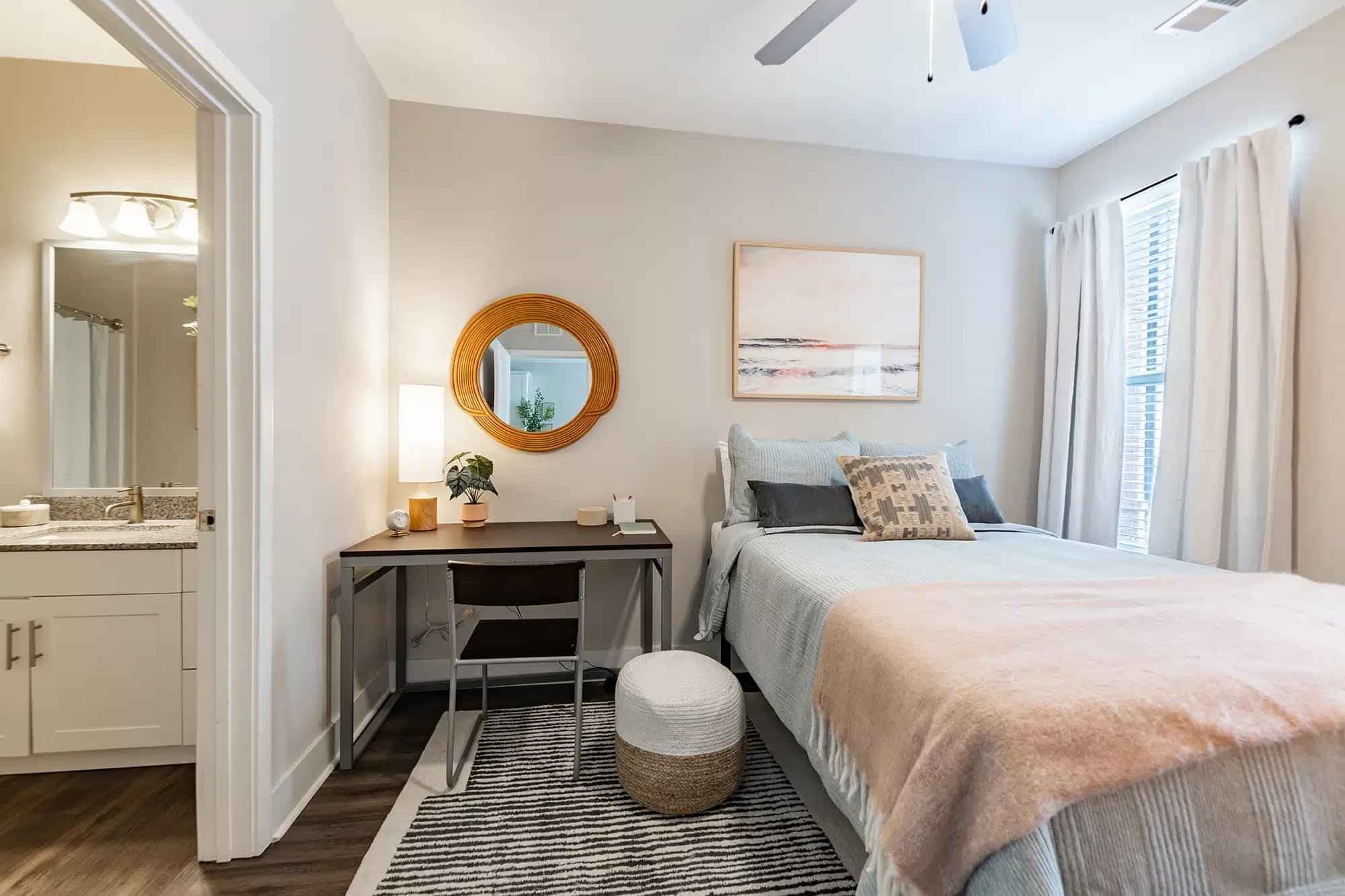 Private Room - D3 (4 Bed - 4 Bath) - Image 1