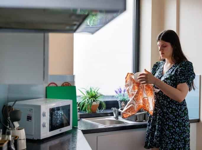 Single En-Suite - Image 2