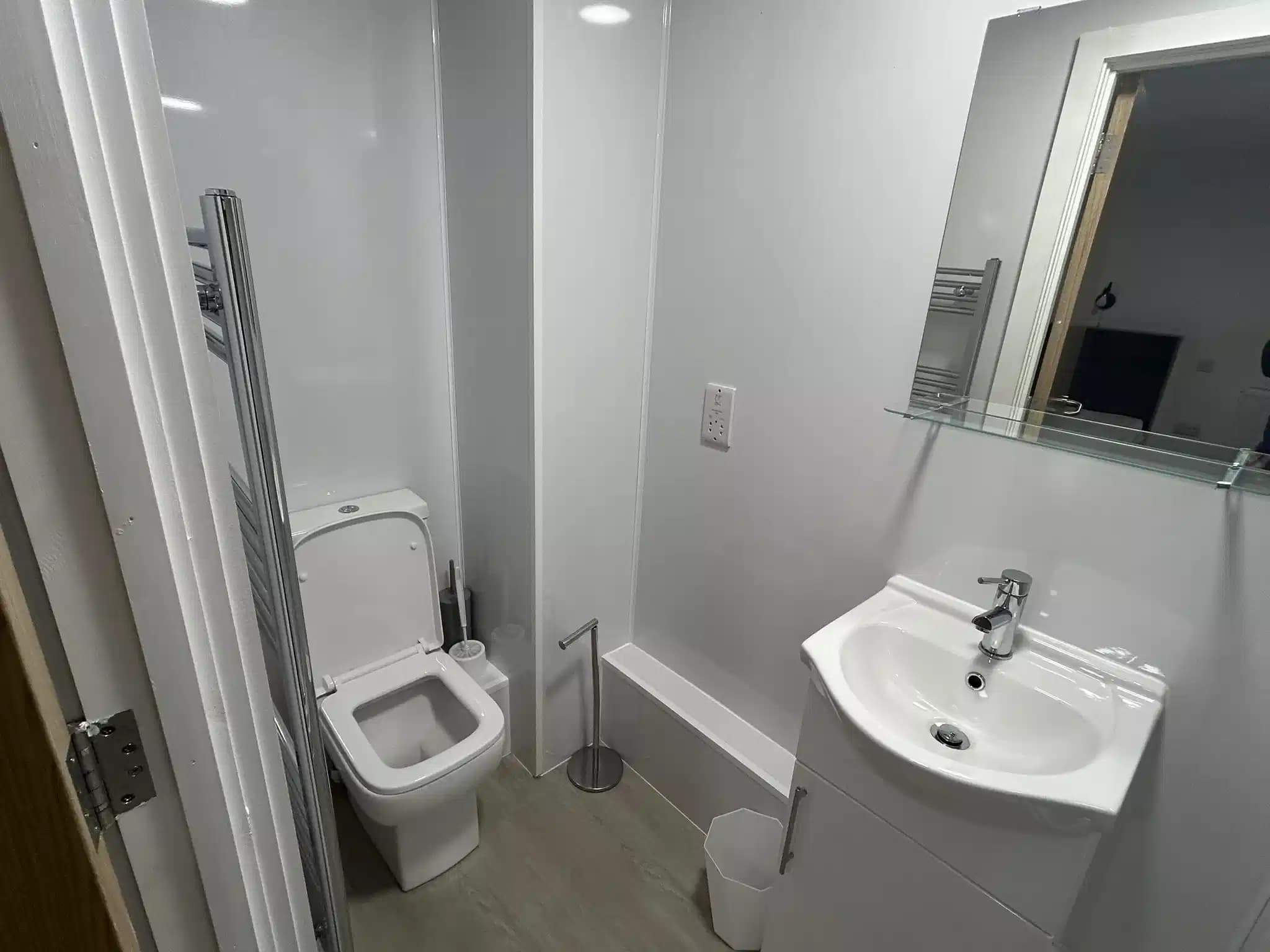 Silver Studio - Image 3