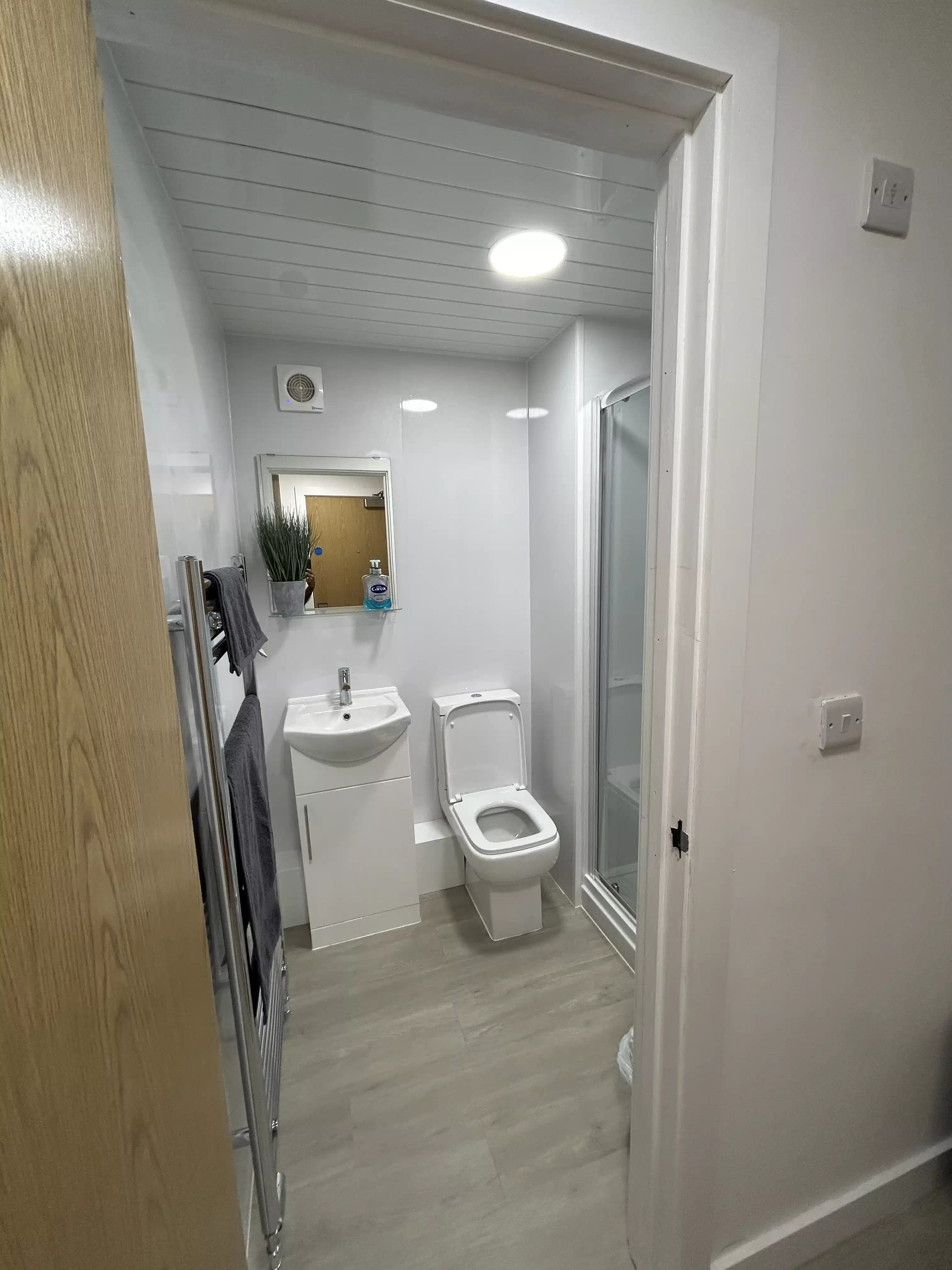 Platinum Studio - Image 13