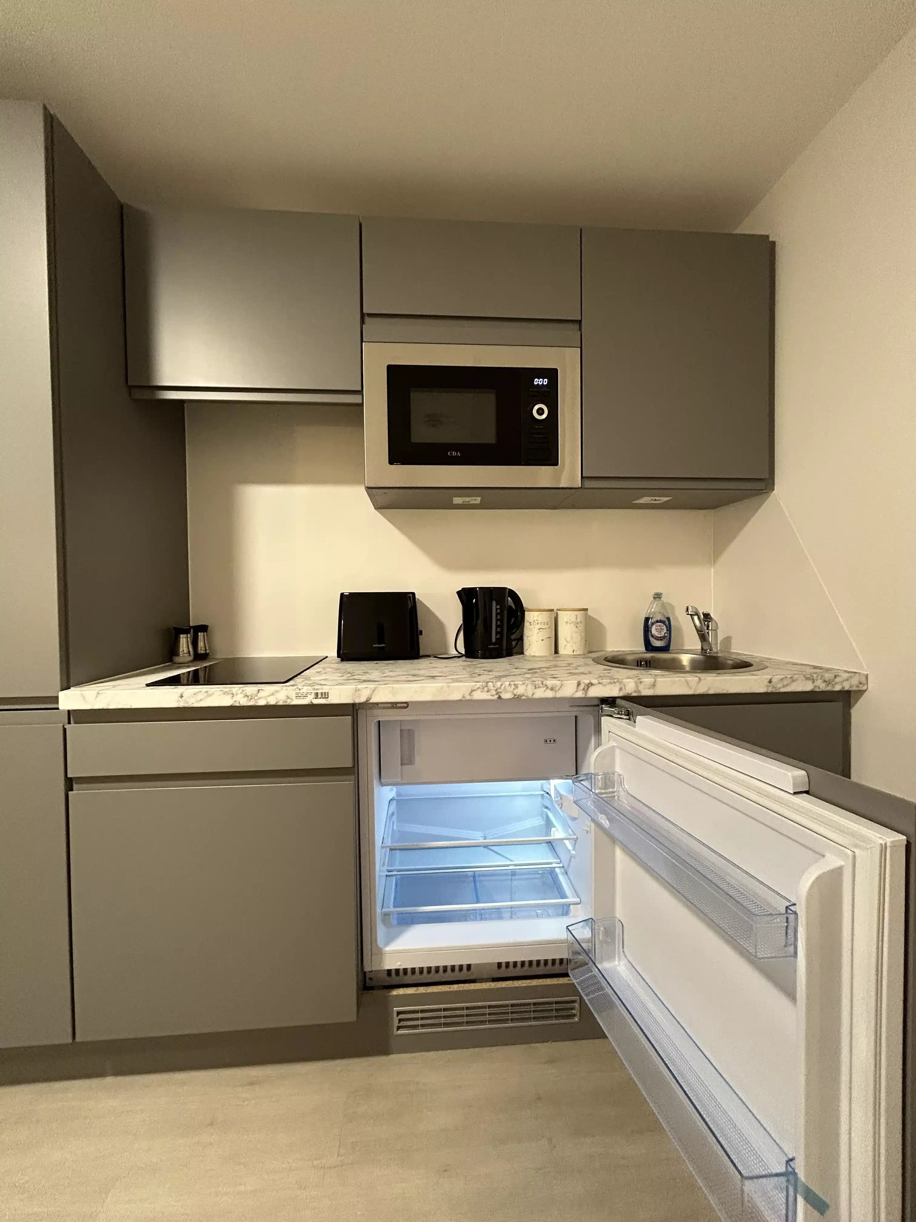 Platinum Studio - Image 14