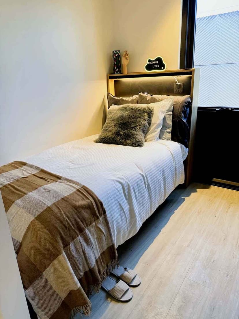 Cosy 2 Bed Apartment - Image 17
