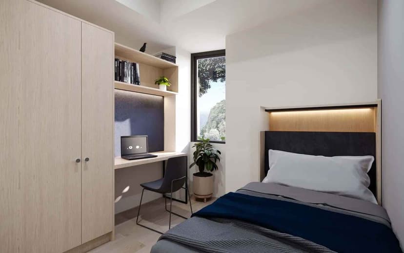 Cosy 2 Bed Apartment - Image 9