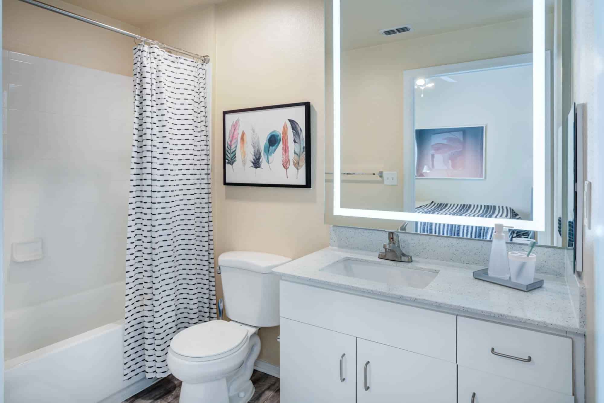 Private Room - Platinum (4 Bed - 4 Bath) - Image 8