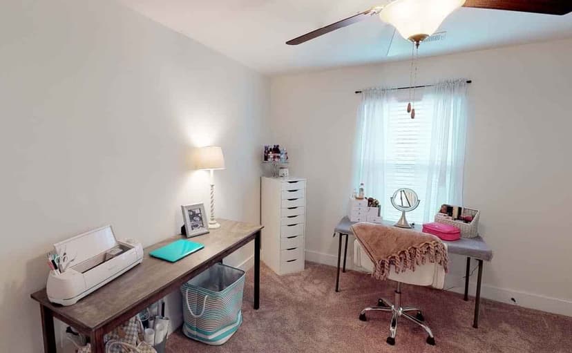 Private Room - Private Bath (4 Bed - 4 Bath) - Image 7