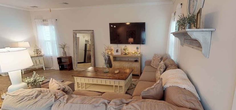 Private Room - Private Bath (4 Bed - 4 Bath) - Image 5