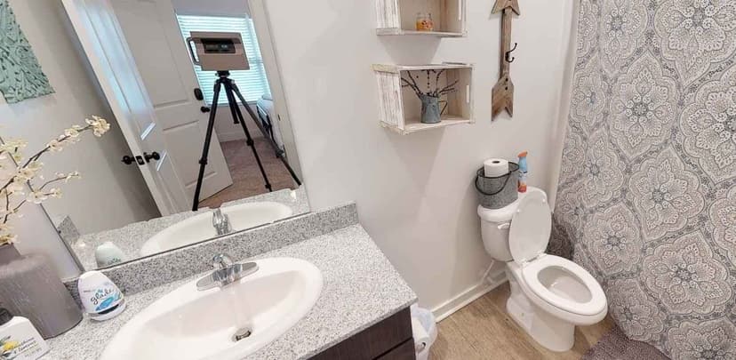Private Room - Private Bath (4 Bed - 4 Bath) - Image 3