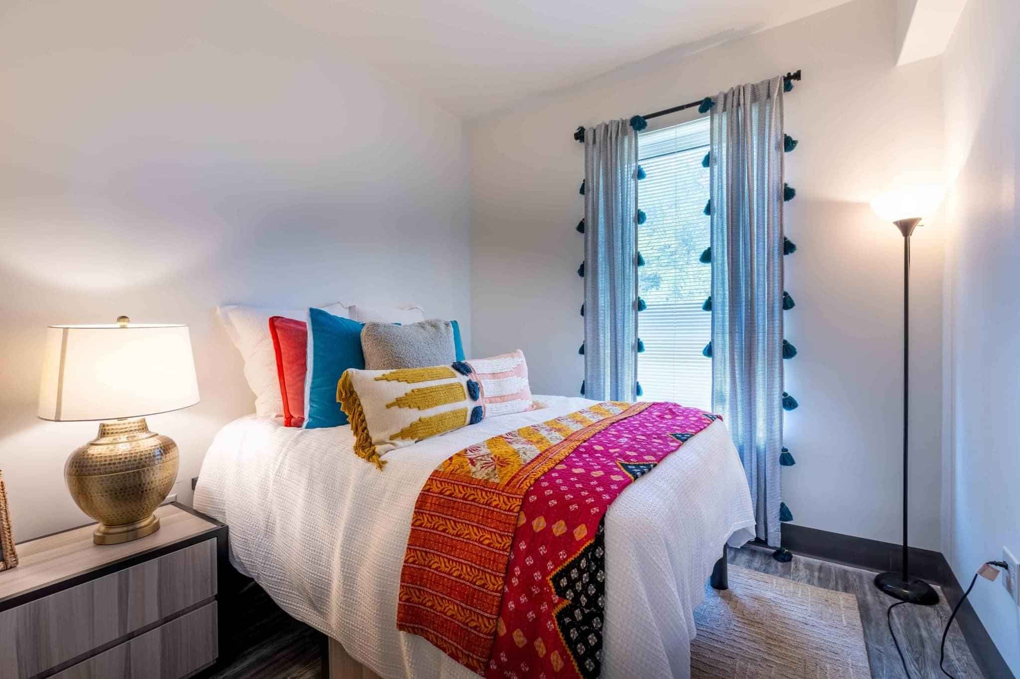 Private Room - Washington Platinum - Image 1