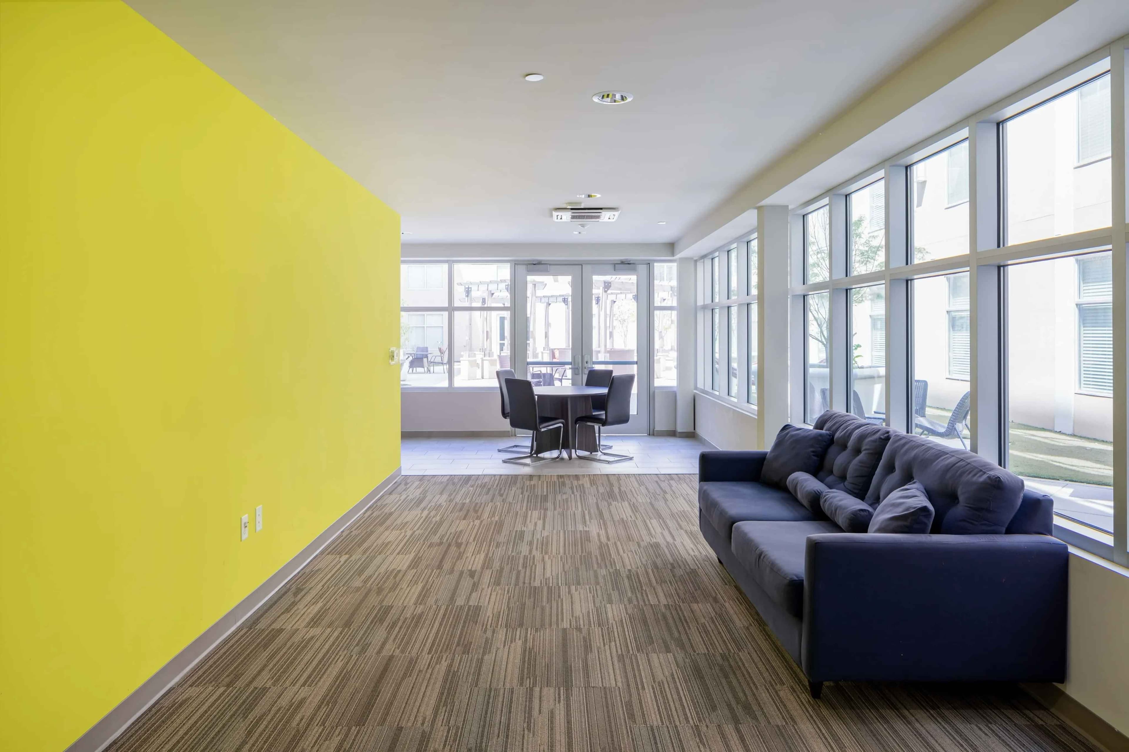 S2 (Studio) - Image 13