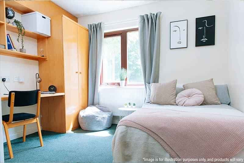 Classic Ensuite (Female Only Unit) - Image 9