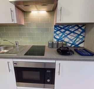 Bronze Studio Plus - Image 2