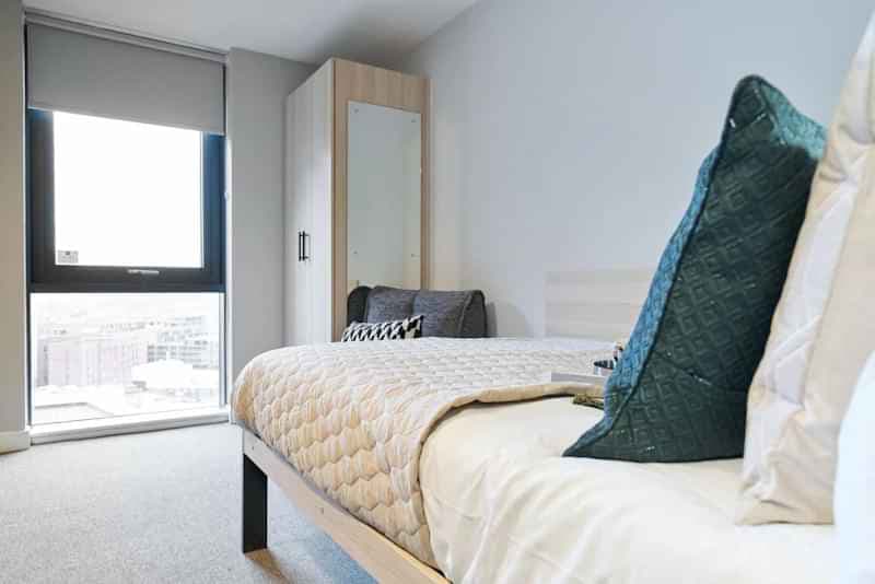 Standard Studio - Image 6