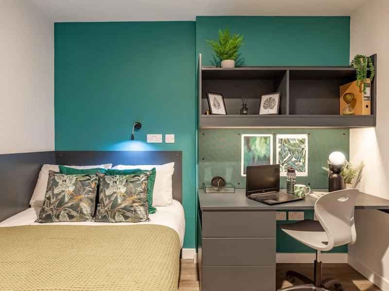 Standard Ensuite - Image 3