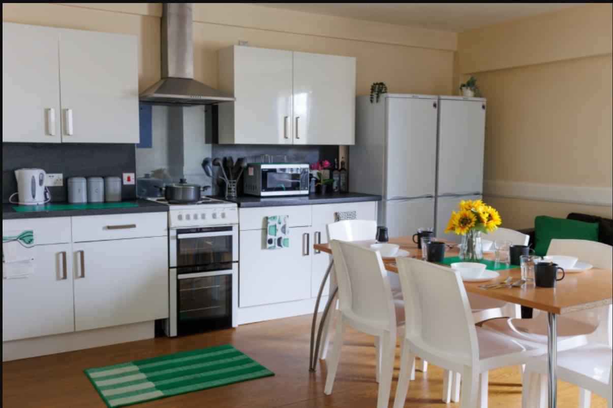 Standard Room - Image 5