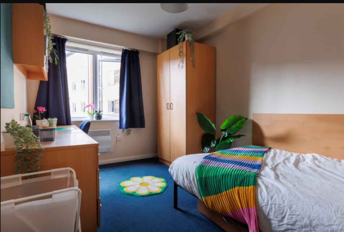 Standard Room - Image 6