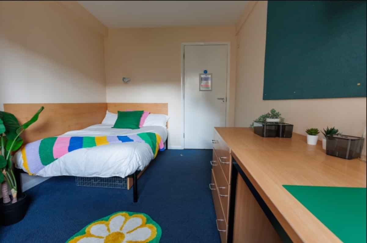 Standard Room - Image 1