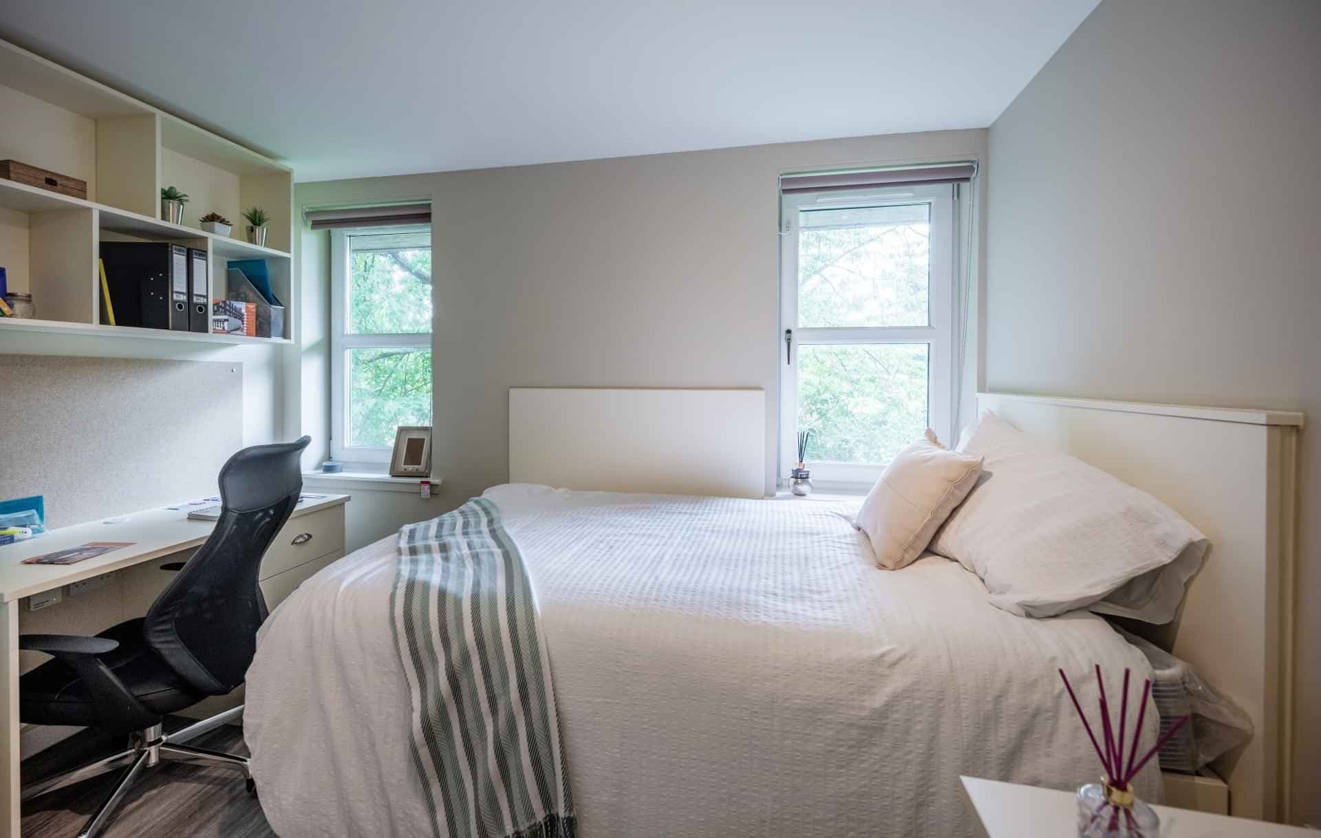 Non Ensuite - Image 1