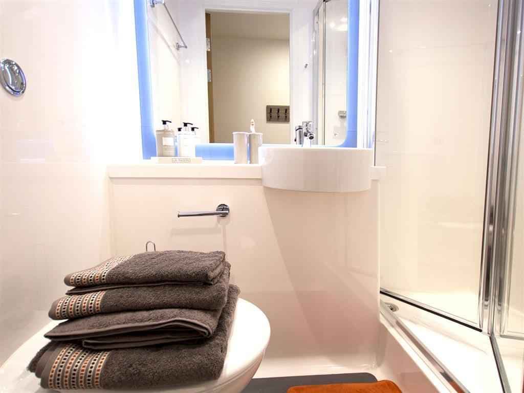 Silver Studio - Image 2