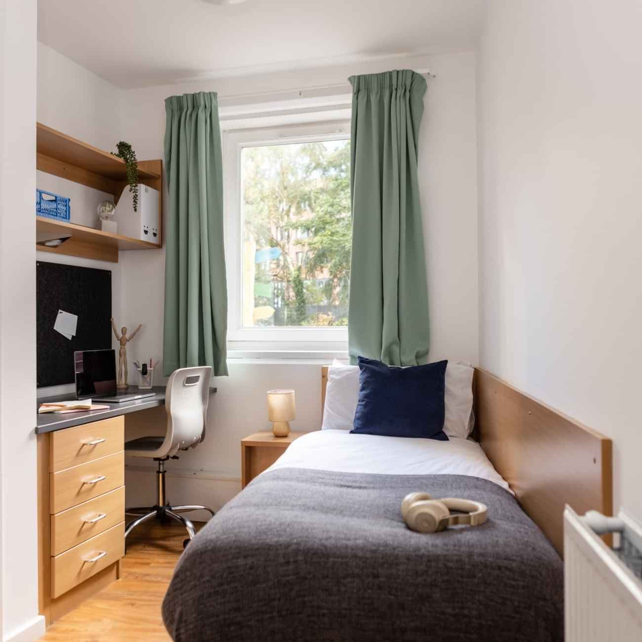 Value Cluster Room - Image 5