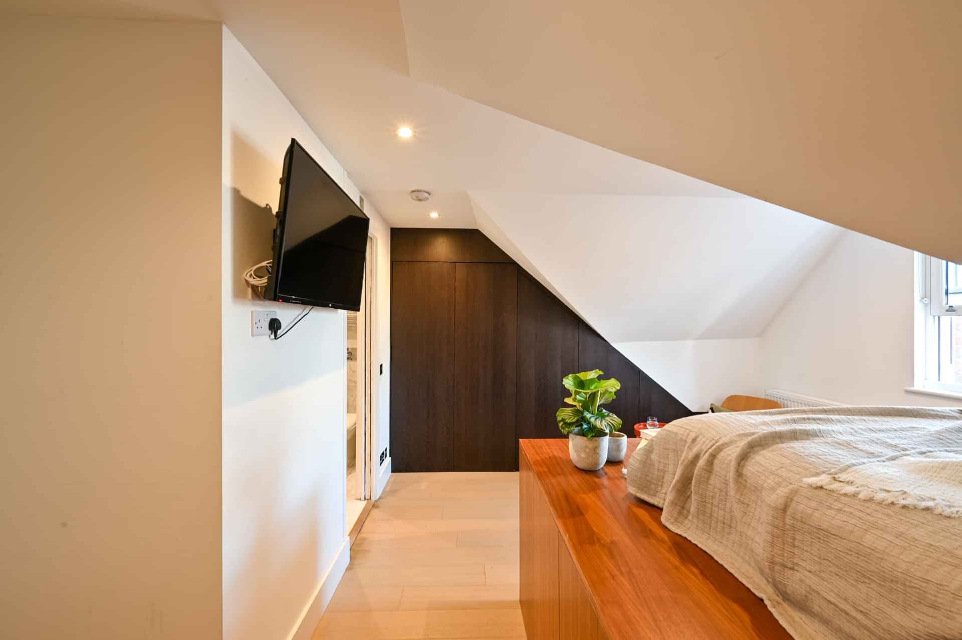 Standard En-Suite - Image 4