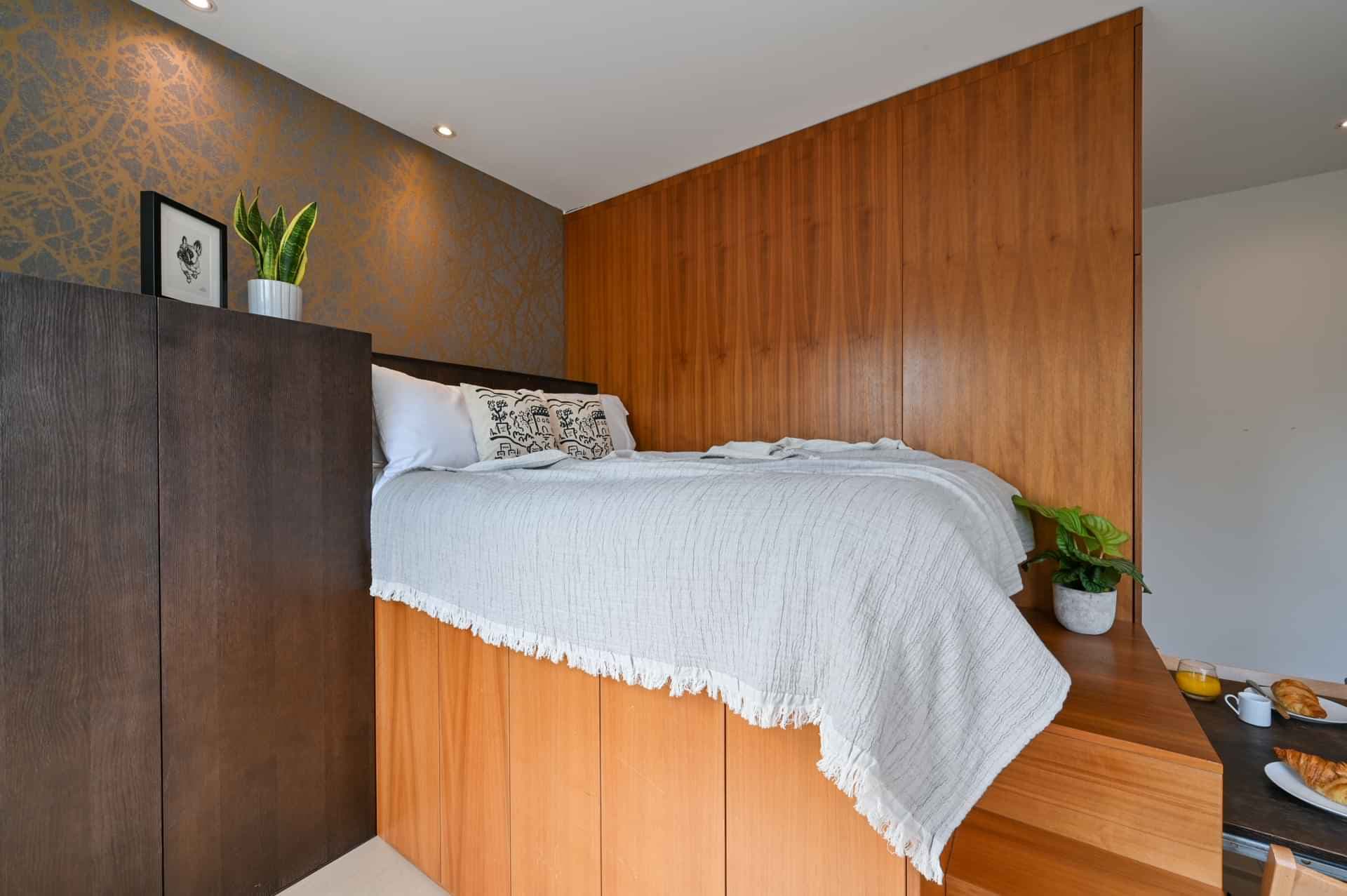 Superior Studio - Image 1