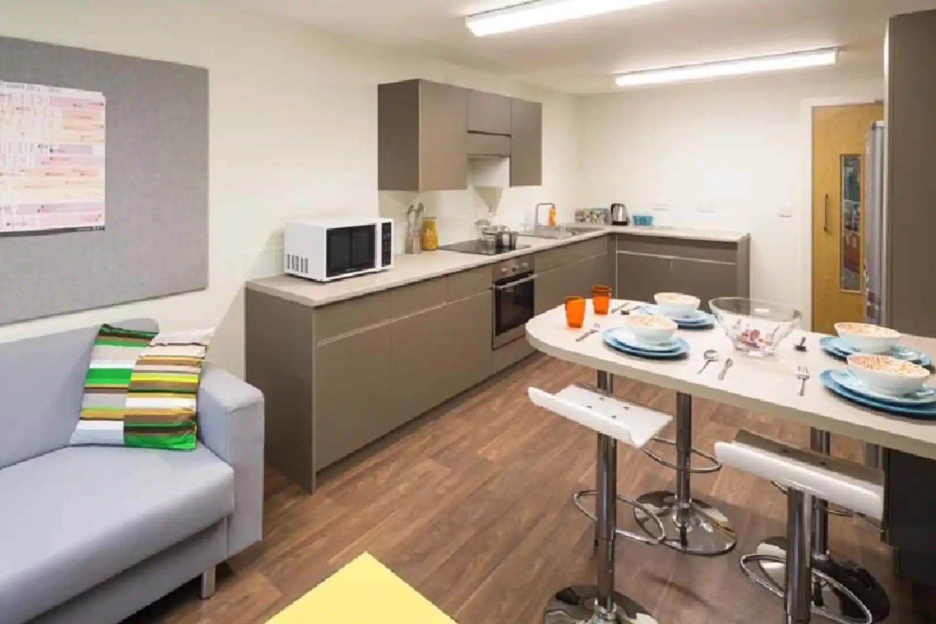 Standard Ensuite 6 Bed - Image 7