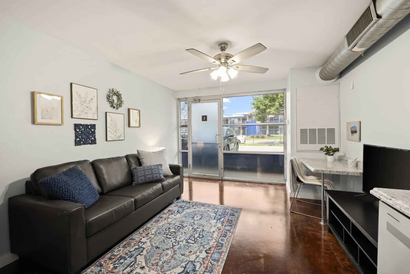 1 Bedroom Cityside - Image 4