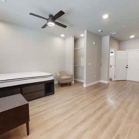 Studio - Image 1