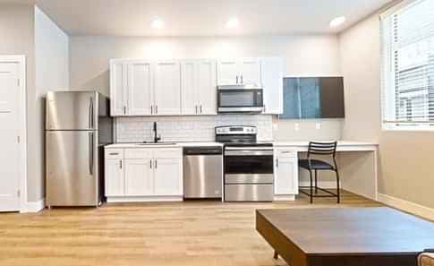 1 Bed 1 Bath - Image 19