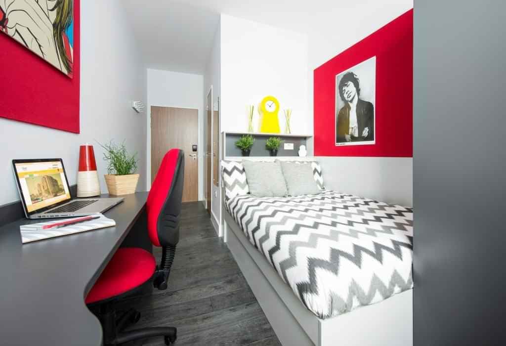 Standard Ensuite - Image 1