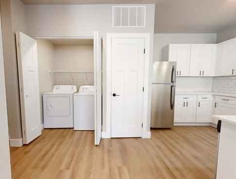 2 Bed 2 Bath - Image 3