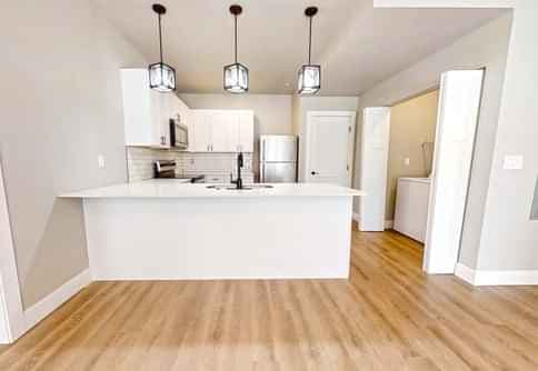 2 Bed 2 Bath - Image 9