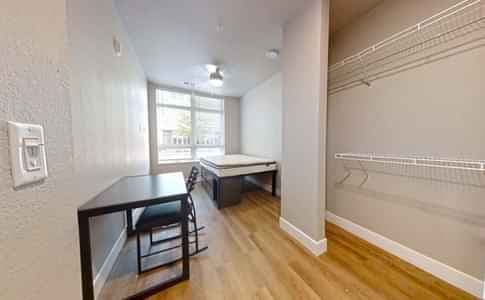 2 Bed 2 Bath - Image 2