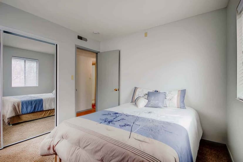 3 Bed 1 Bath - Image 1