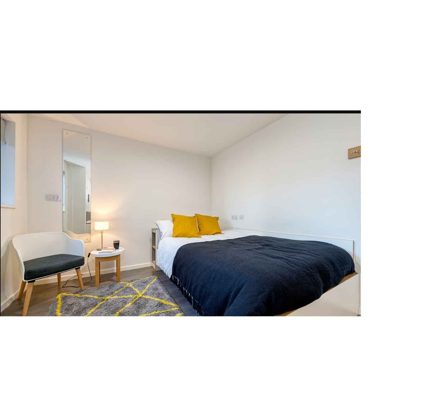 Bronze Studio  - Image 1