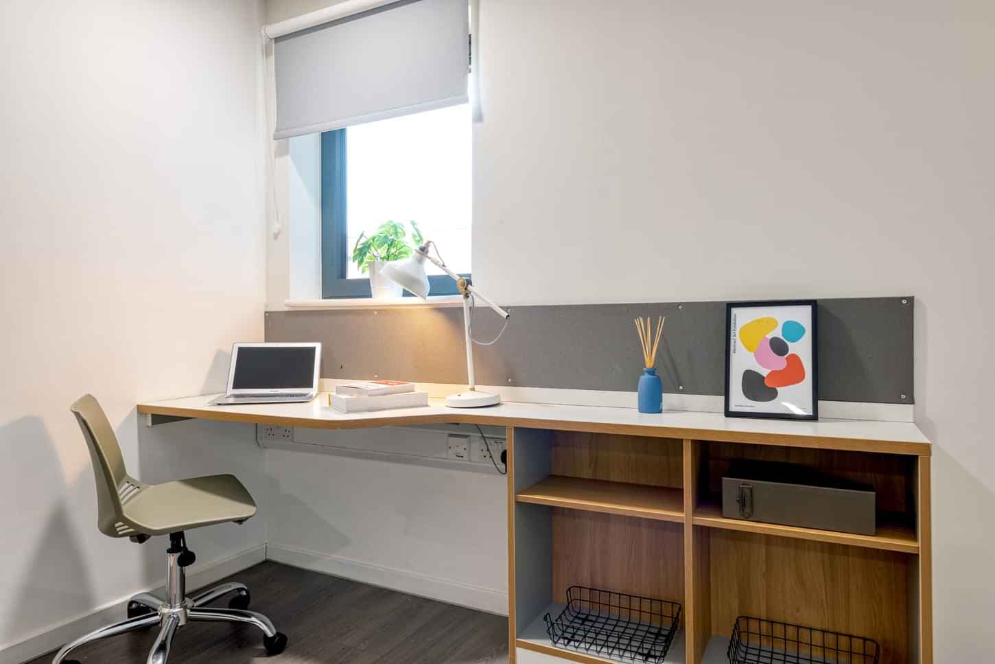 Silver Studio - Image 4