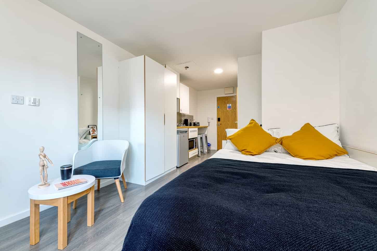 Silver Studio - Image 5