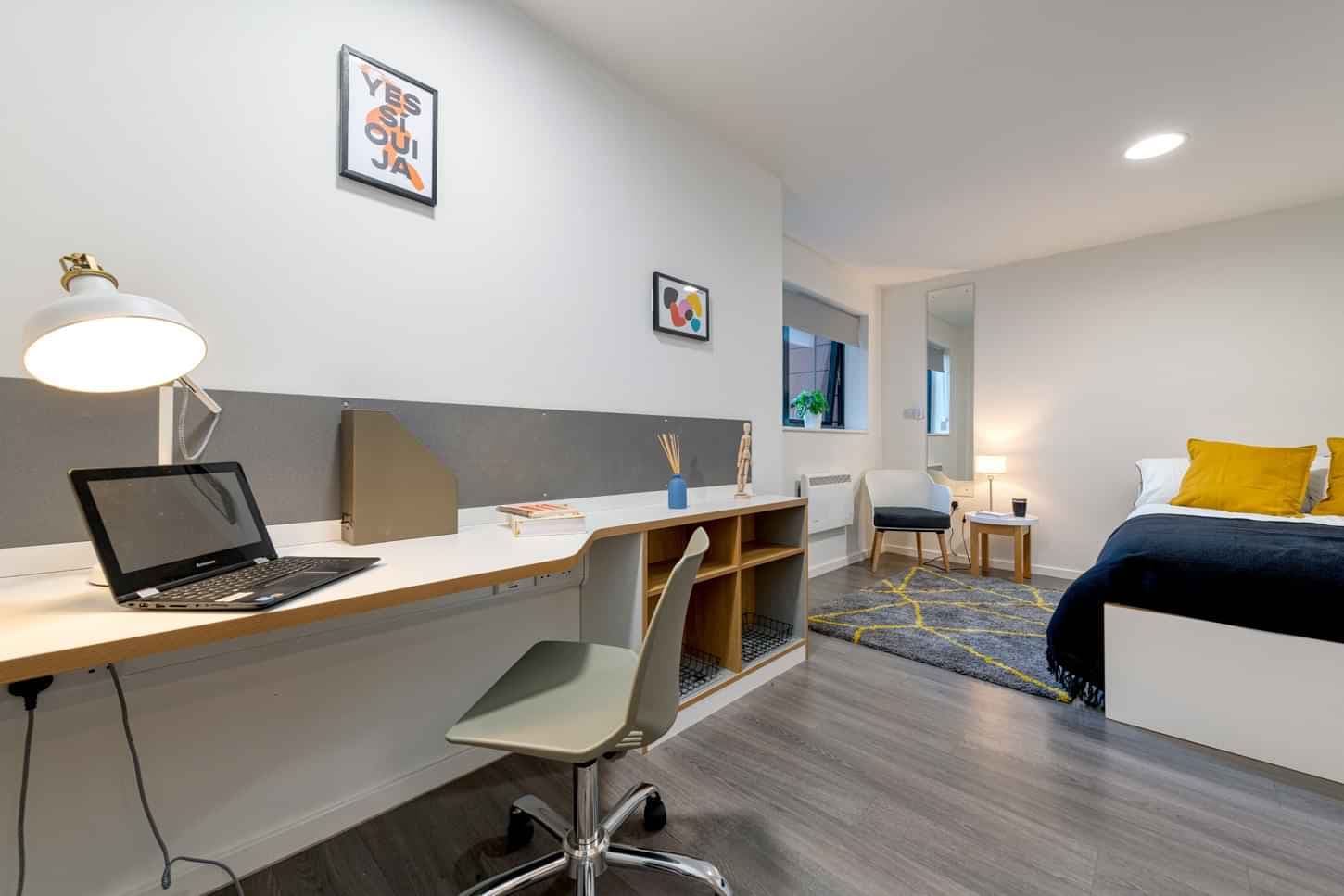 Gold Studio - Image 8