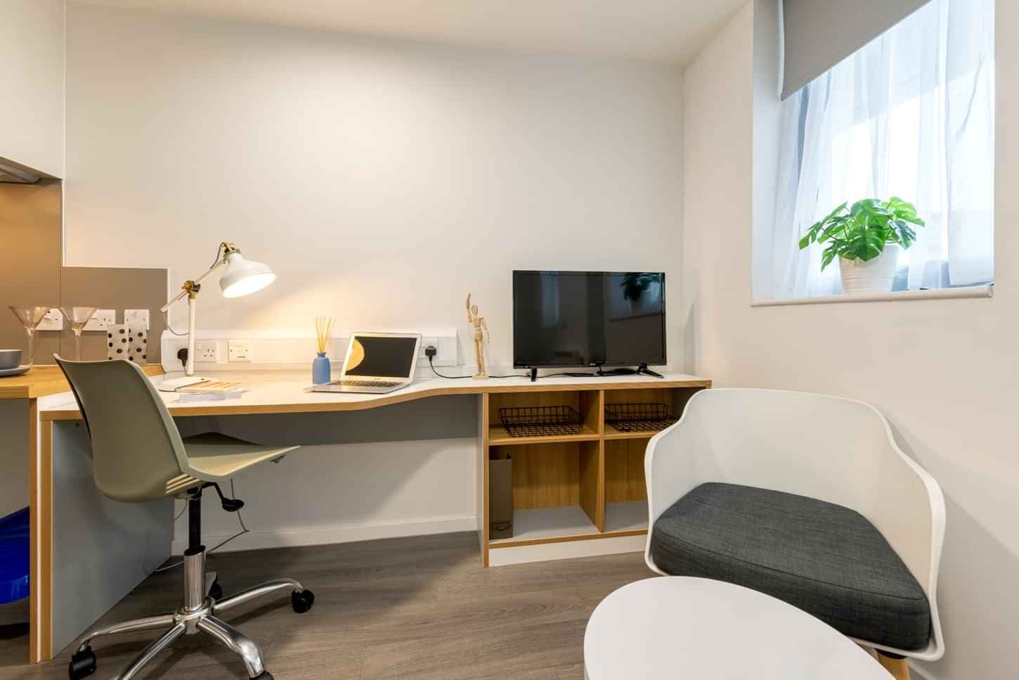 Platinum Studio - Image 8