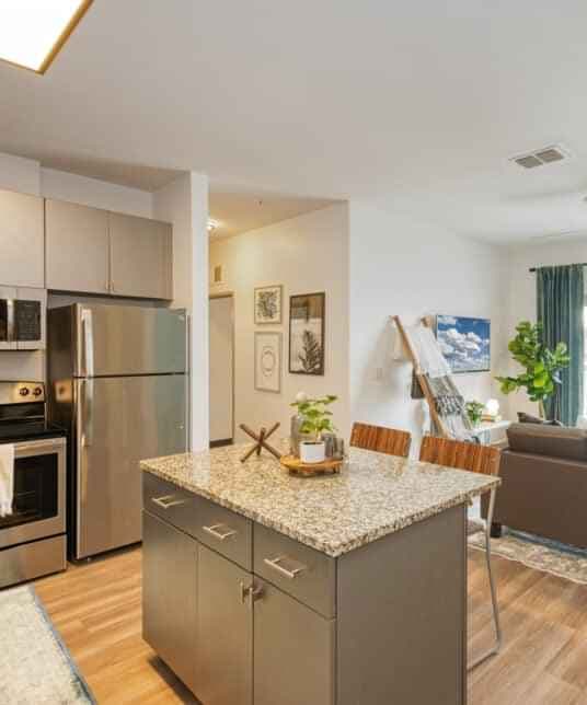 3 Bed 3 Bath - Image 2