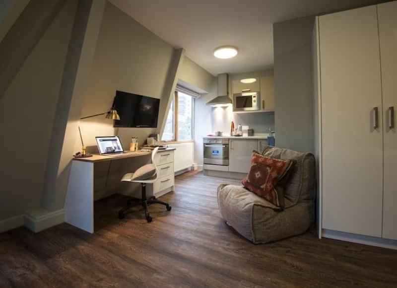 Extra Large Studio - Image 5