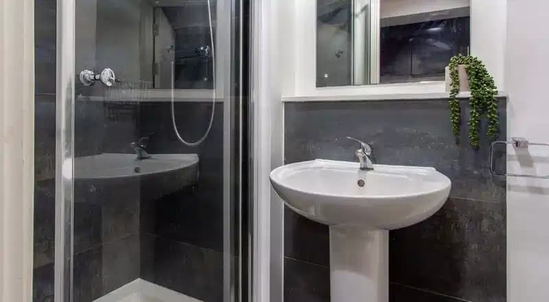 Platinum Plus Studio - Image 3