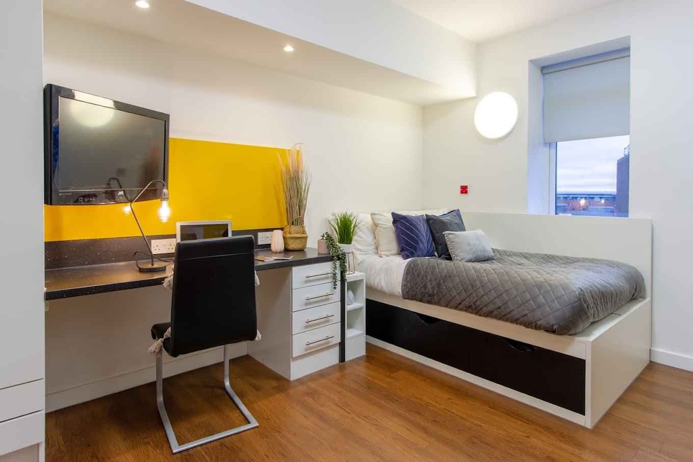 Bronze Studio - Image 8