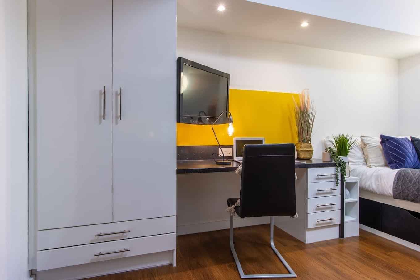 Bronze Studio - Image 6