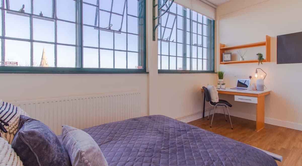 Silver Room - Image 4