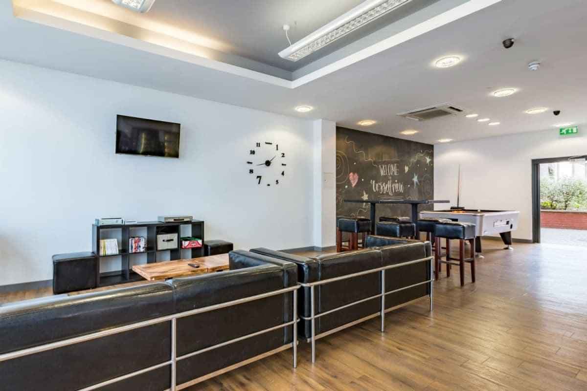 Standard Studio - Image 1